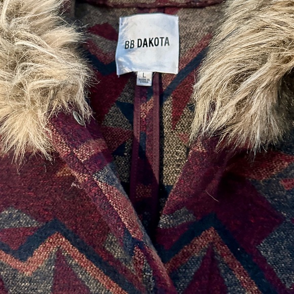 BB Dakota light long Aztec jacket Women’s L - Picture 2 of 6